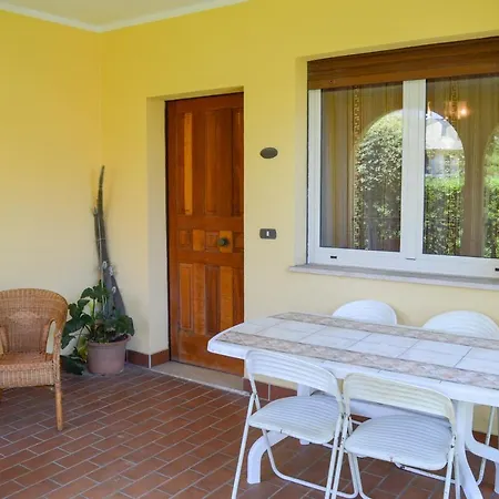 Homiday - Villino Filippi Apartment Pineto