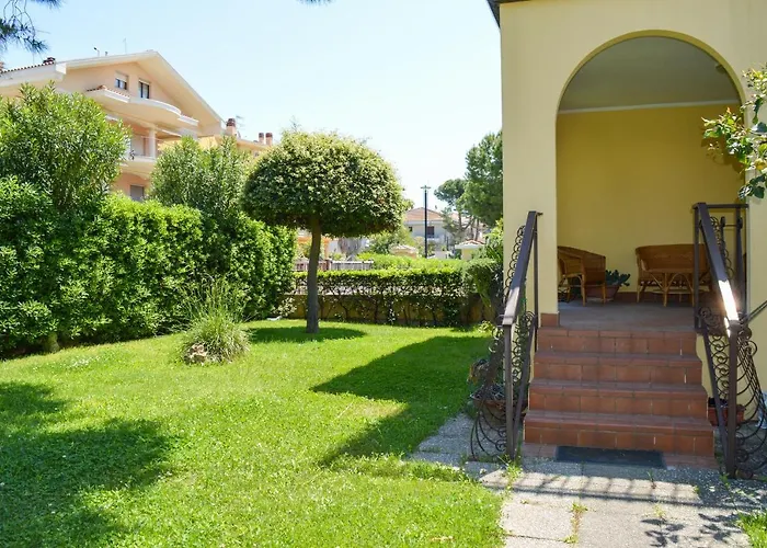 Homiday - Villino Filippi Appartamento Pineto